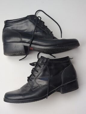 SPORTO Women's Black Leather Lace up Ankle Boots 10